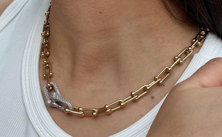 👑طقم عصري الاكثر مبيعا يجمع بين الاناقة والجمال.✨